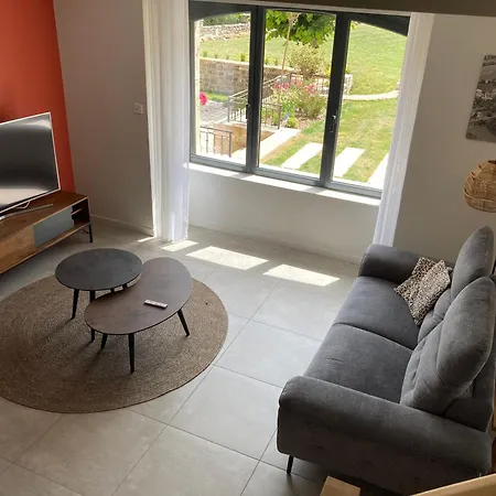 Maison Village De Charme بيت للعطل Montrozier